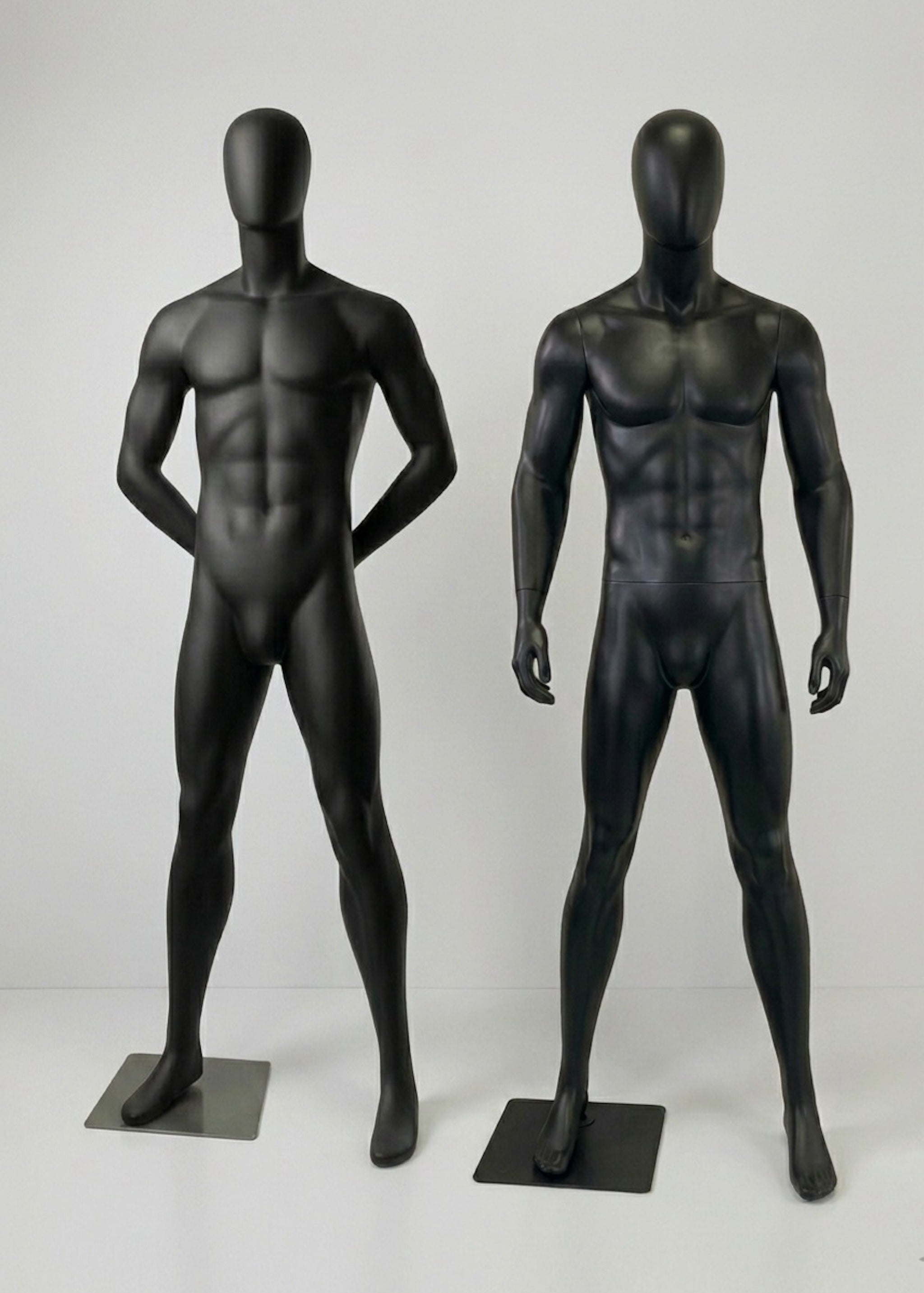 Connec Premium Matte Black Male Mannequin (Hands Behind Back - Style B)