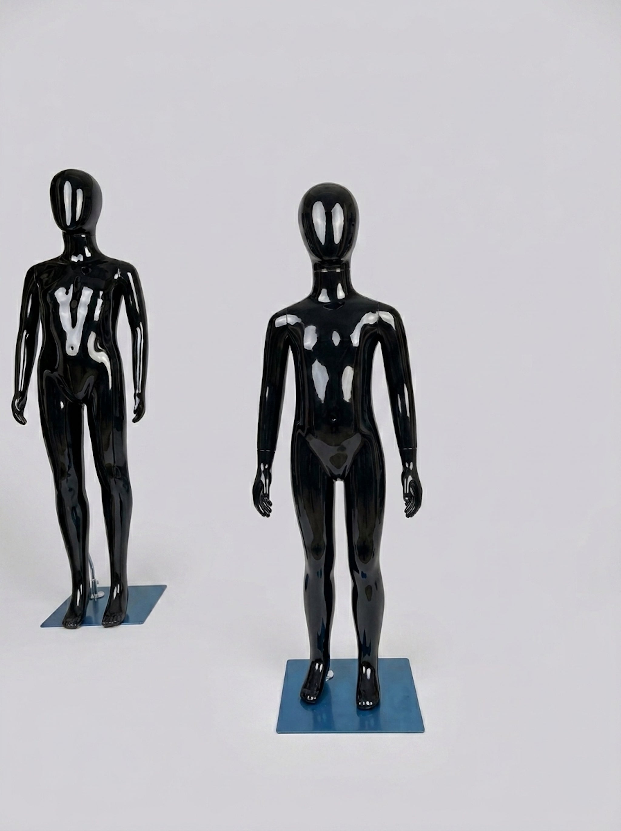 Kids High-Gloss Obsidian Standing Mannequin (Size: Ages 5-7 Years)