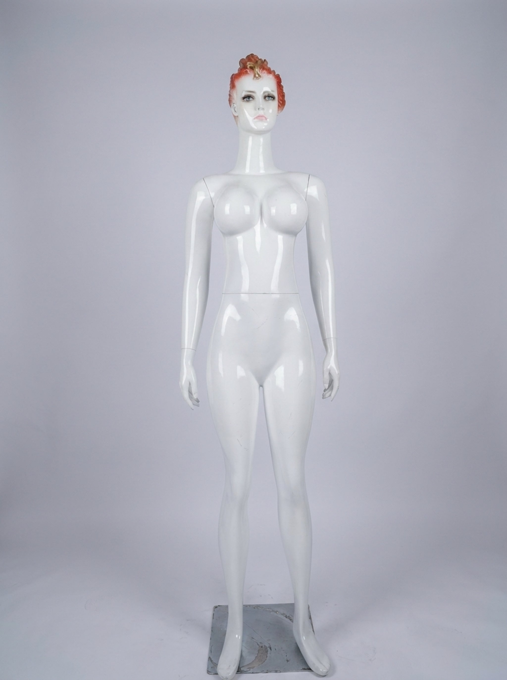 Female Glossy White Full-Body Fashion Mannequins