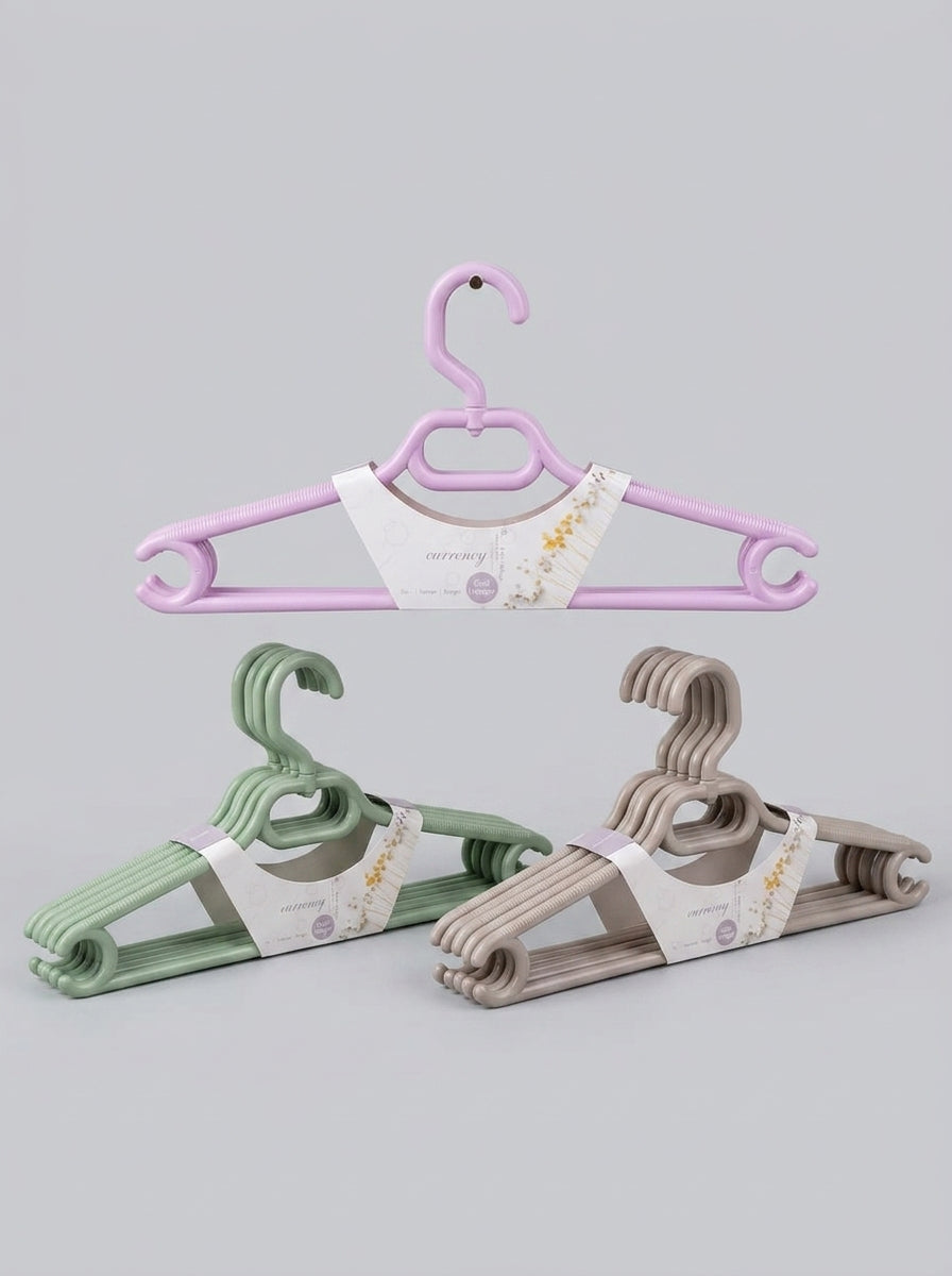 Plastic Clothes Hangers (5pcs)