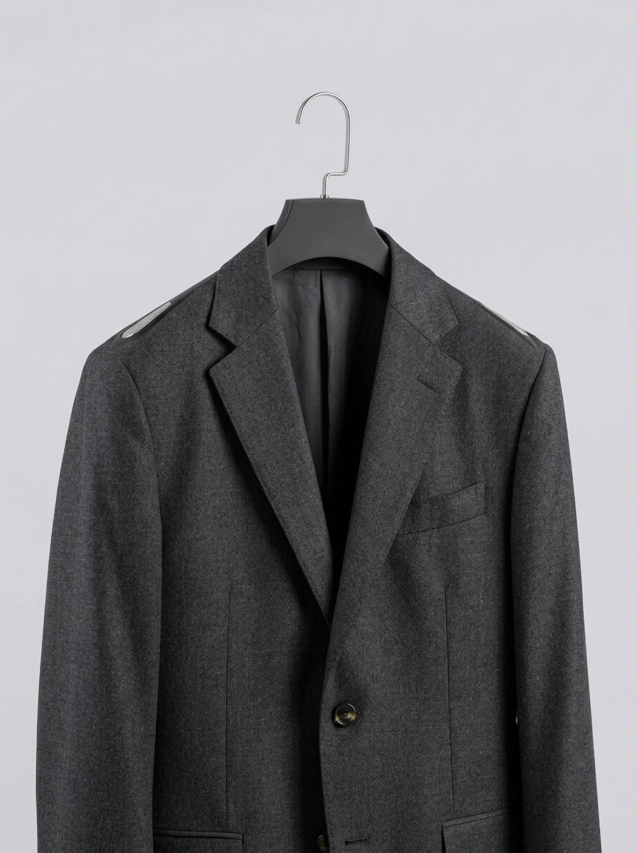 Premium black garment hanger – photo 6