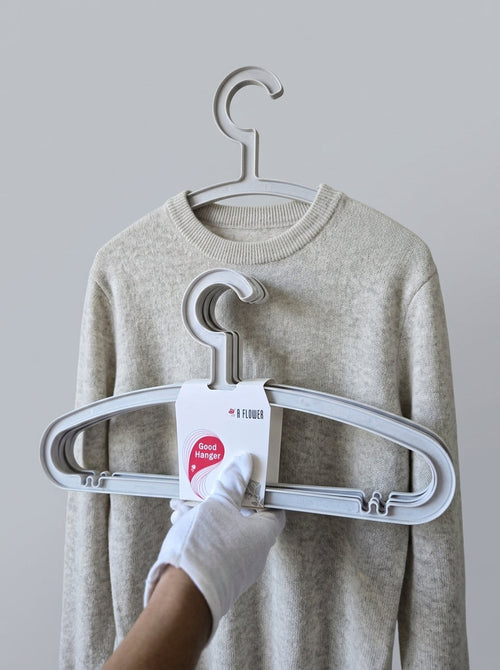 A Flower Premium Plastic Garment Hangers (5pcs)