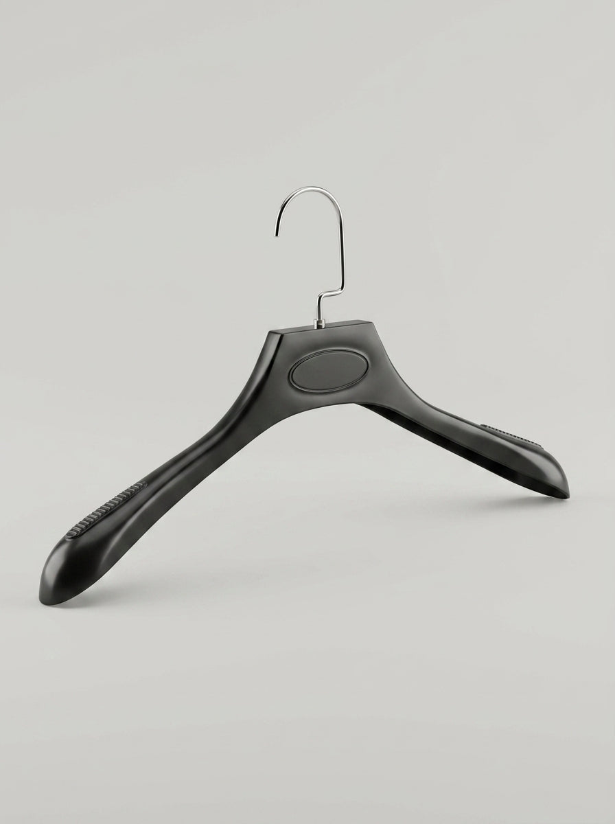 Smart Compact Plastic Hangers (12-Piece Set)