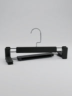 Black plastic clip pants and skirt hangers 12 pieces – Tanzania
