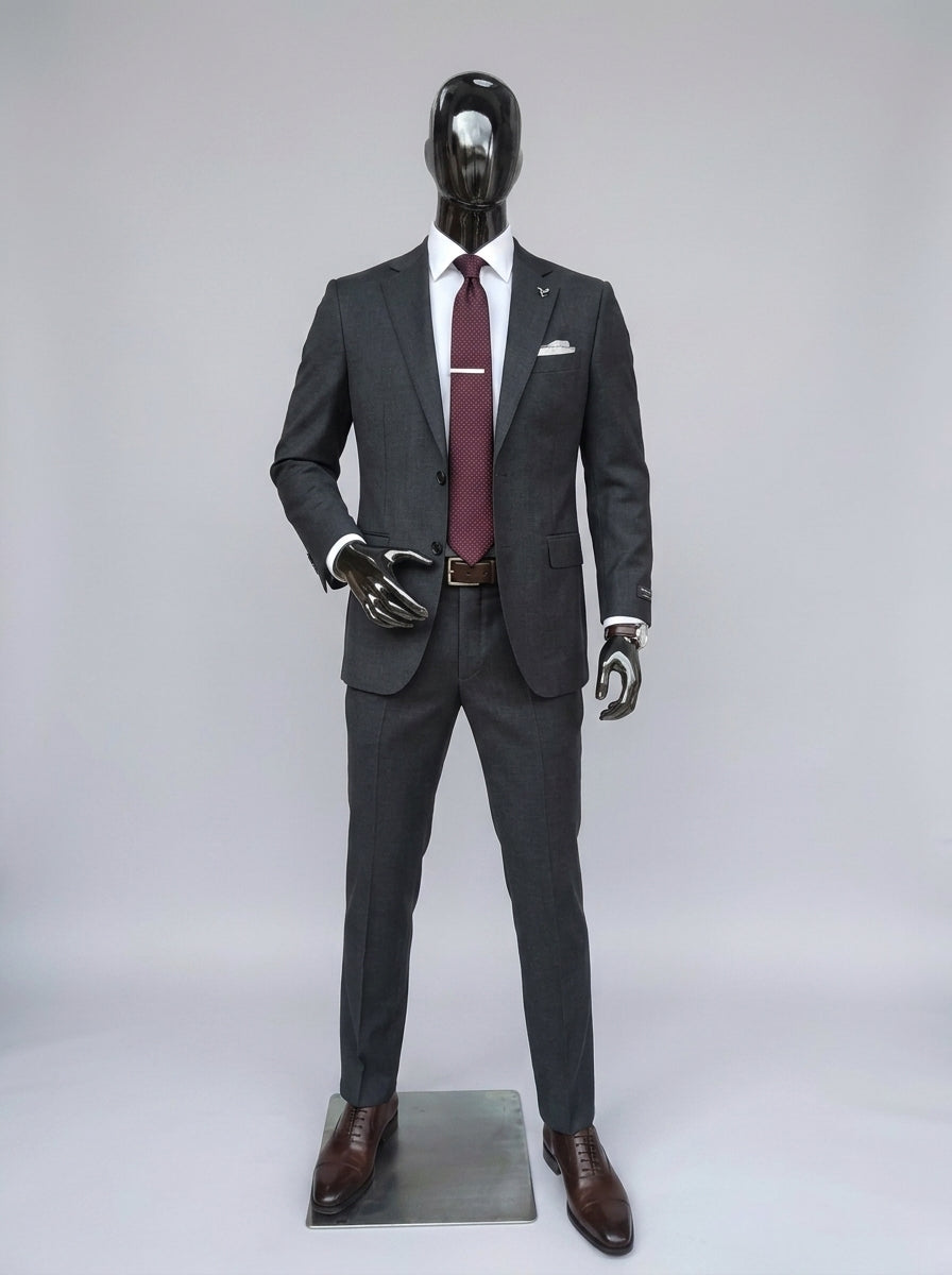 Connec High-Gloss Obsidian Male Mannequin (Hand on Hip — Style C)