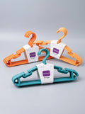Kids plastic hangers 5 pieces orange and teal – Tanzania