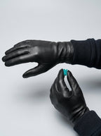 Black Rubber Gloves