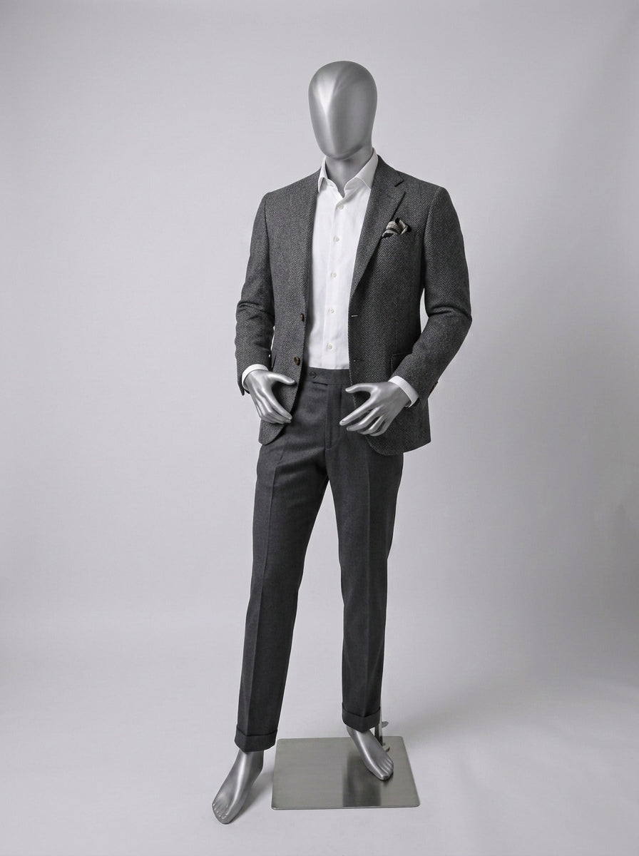 Connec Matte Silver Male Mannequin (Full Body — Athletic / Medium)