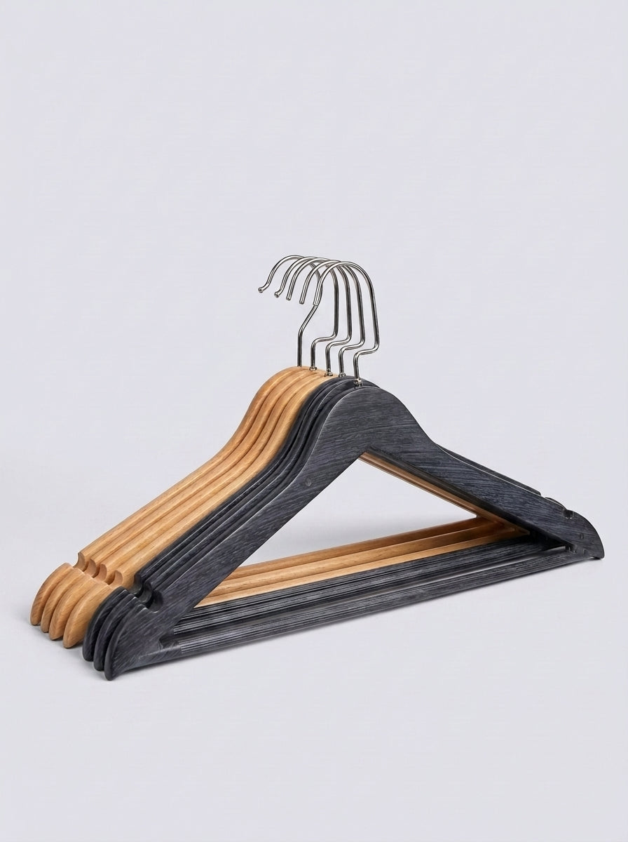 Plastic Clothes Hangers – Wooden Look